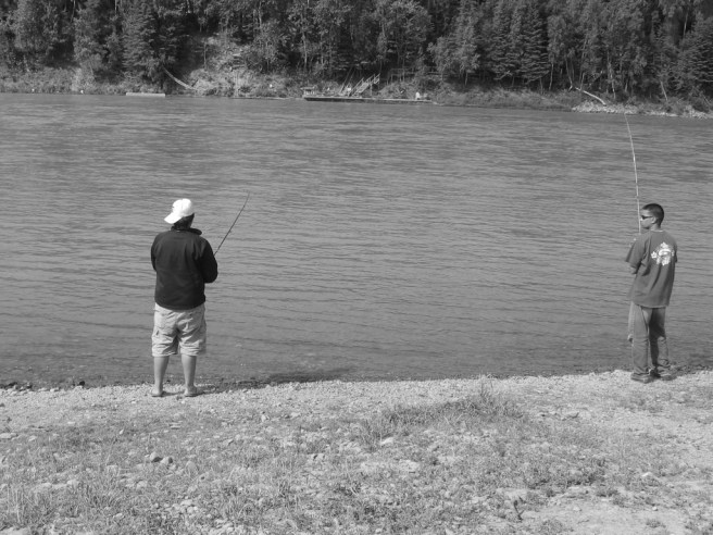 daddyandsonfishinbw2